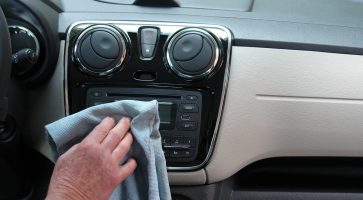 3 Cách đơn giản khử mùi trong xe ô tô